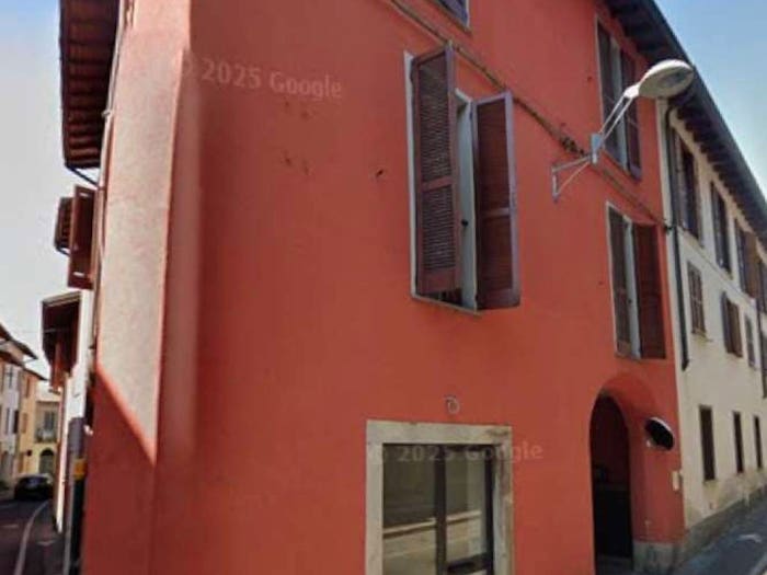 Appartamento bilocale in vendita in Via Roma, Centro, Binago