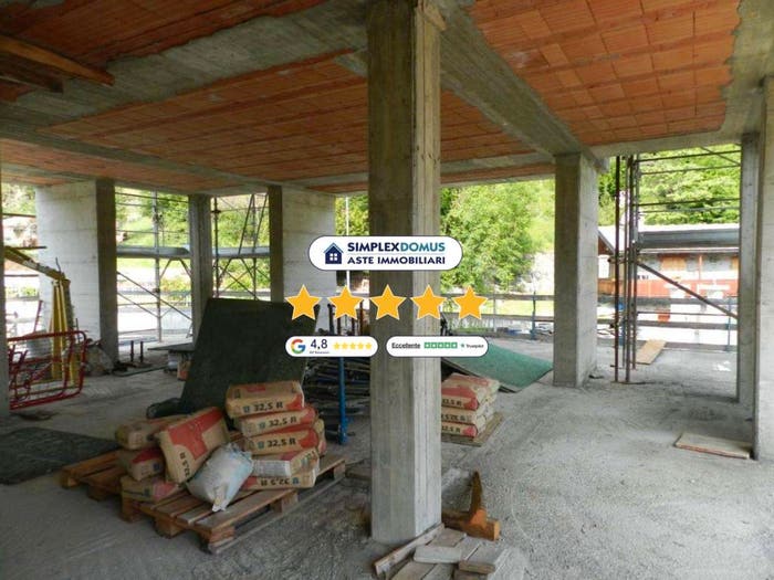 Appartamento con 6 locali in vendita in Frazione LA FABRIQUE, Fabbrica, Champdepraz