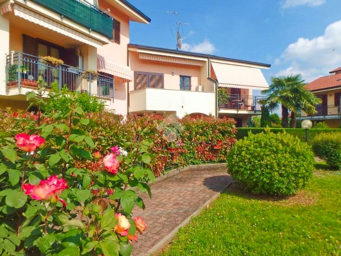 Appartamento quadrilocale in vendita in Via degli Olmi, Cascine San Pietro, Cassano d'Adda