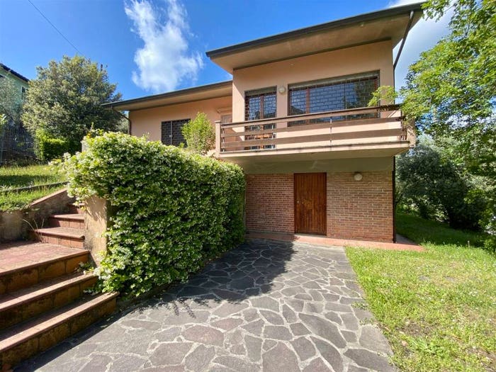 Casa con 6 locali in vendita in Via della Chiesa X, Mutigliano Torre, Lucca