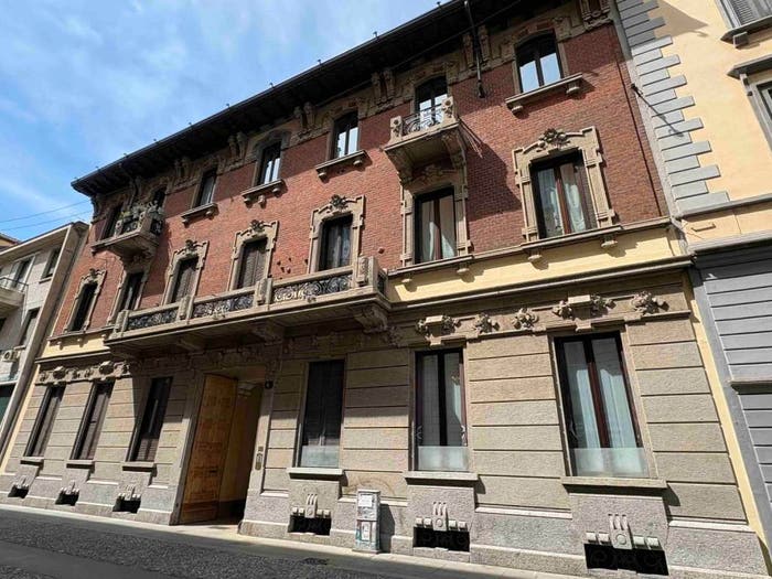 Appartamento trilocale in vendita in Via Corsico, Navigli Darsena, Milano
