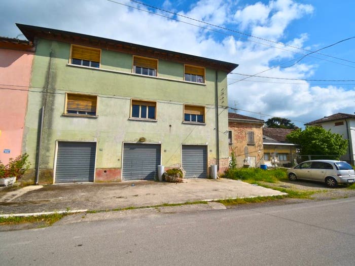 Casa con 6 locali in vendita in Via Ponte Delle Portine, Santa Vittoria, Gualtieri