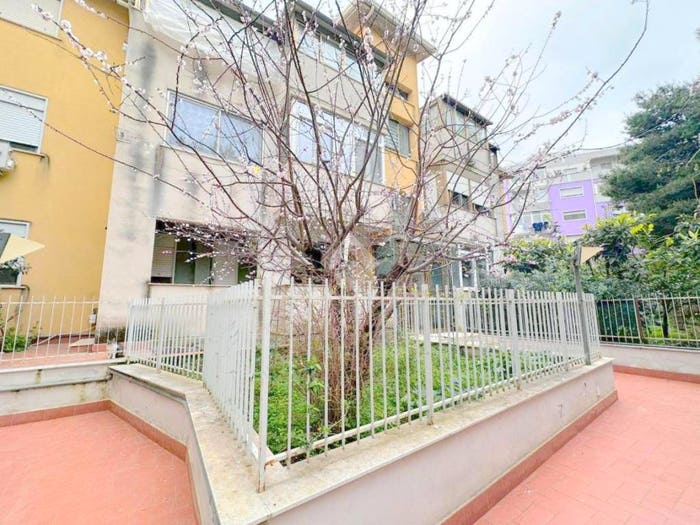 Appartamento con 5 locali in vendita in Via Prestituccio, Centro, Monreale