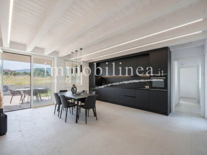 Appartamento trilocale in vendita in Costermano, Costermano sul Garda