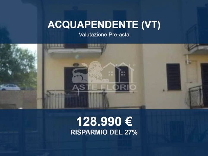 Casa con 6 locali in vendita in Via Ilaria Alpi, Centro, Acquapendente