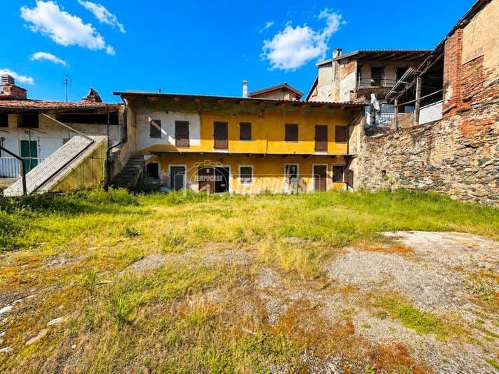 Casa con 5 locali in vendita in Via Monsignore Luigi Barbero, Borgomasino
