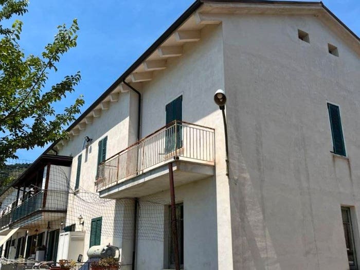 Appartamento quadrilocale in vendita in Via Giuseppe Garibaldi, Centro, Castelforte