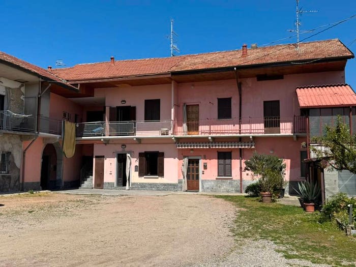 Casa trilocale in vendita in Via San Gaudenzio e Biagio, Crugnola, Mornago