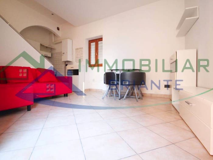 Casa bilocale in vendita in Via Giacomo Matteotti, Golasecca