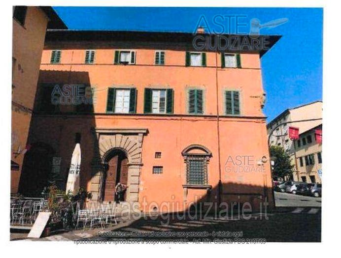 Casa con 6 locali in vendita in Piazzetta del Ducci Pescia PT Italia, Centro, Pescia