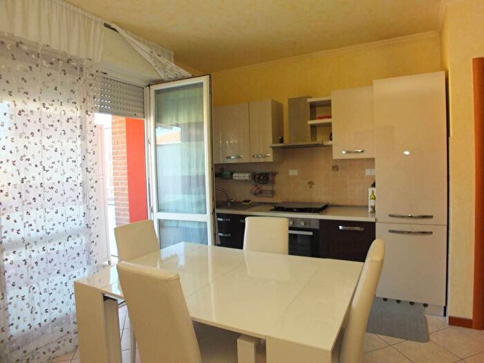 Casa quadrilocale in vendita in Via Marcolini, Baia Flaminia, Pesaro