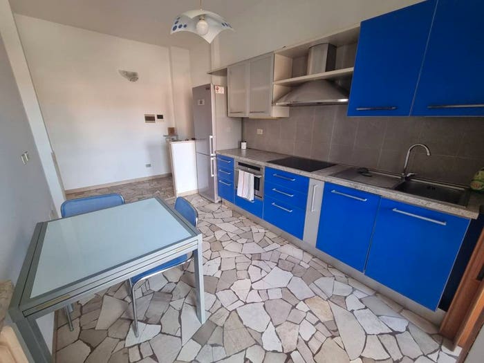 Appartamento bilocale in vendita in Via Cesare Beccaria, Villaggio Groane, Limbiate
