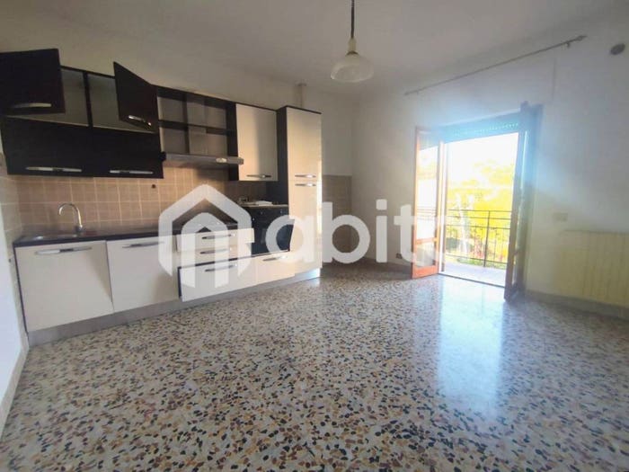 Appartamento quadrilocale in vendita in VIA XXV APRILE, Centro, Bucine