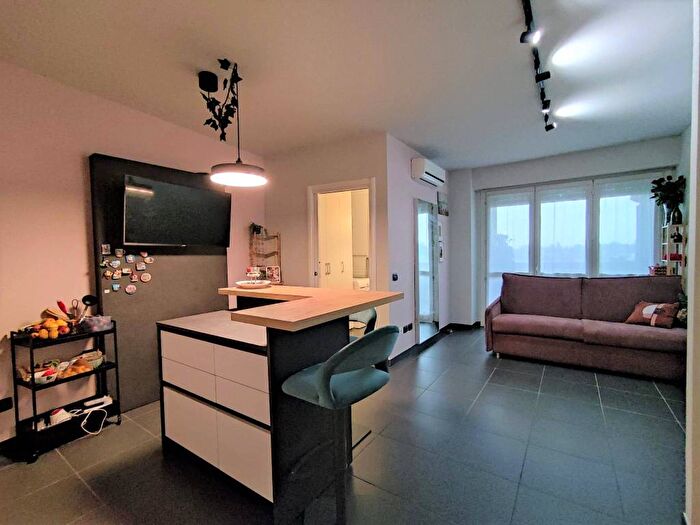 Appartamento monolocale in vendita in Via Giovanni Restelli, Nuovo Ospedale San Paolo, Legnano