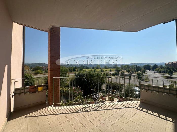 Appartamento quadrilocale in vendita in Via degli Aceri, Città di Castello
