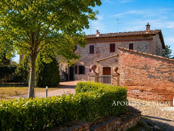 Appartamento con 5 locali in vendita in Strada Provinciale Traversa dei Monti, Montalcino