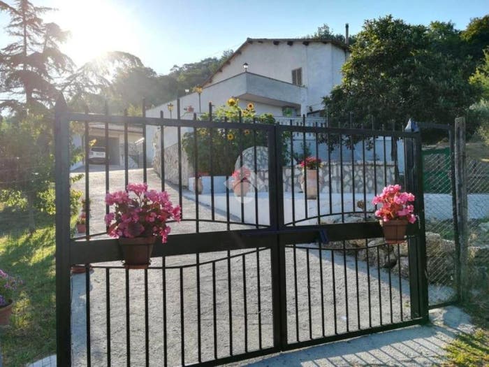 Casa con 6 locali in vendita in Via sant'anna, Castelnuovo di Farfa