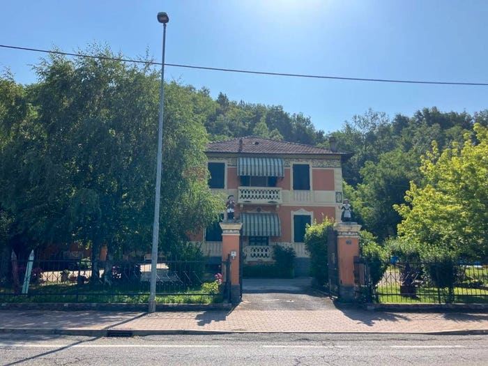 Casa con 6 locali in vendita in Via Villalvernia, Centro, Cassano Spinola