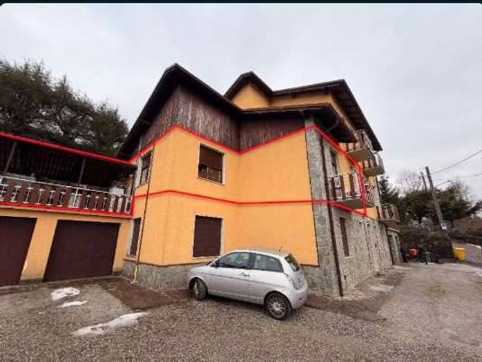 Appartamento con 5 locali in vendita in Via Belvedere, Maggio, Cremeno
