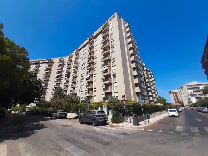 Appartamento trilocale in vendita in Via Monte San Calogero, Strasburgo Belgio, Palermo