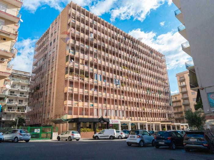 Appartamento con 5 locali in vendita in Via Livorno, Corso Italia Europa, Catania