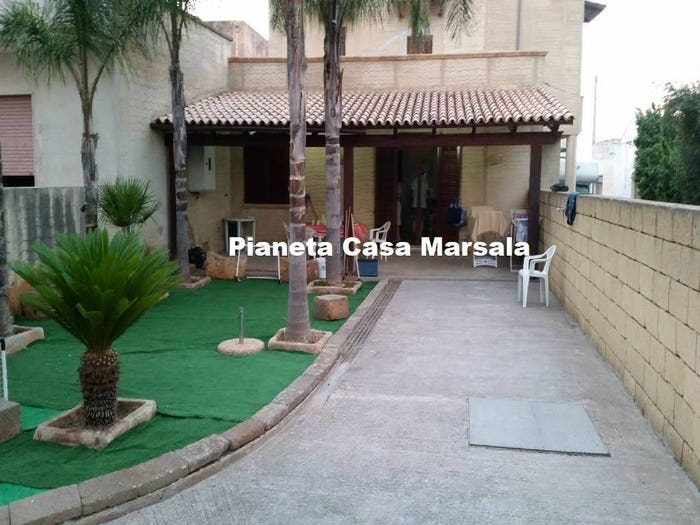 Casa con 6 locali in vendita in Contrada Pispisia, Stagnone, Marsala