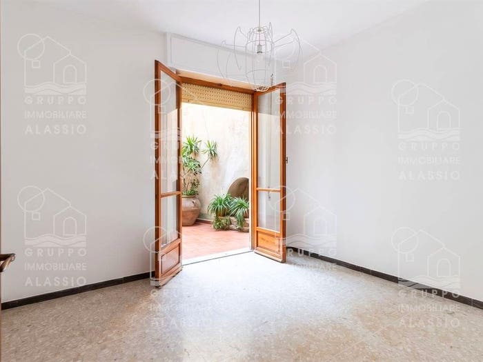 Appartamento monolocale in vendita in Via Cardellino, Collina Centrale Parco Fuor del Vento, Alassio