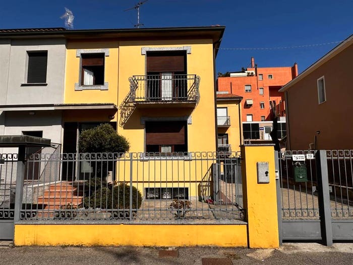 Casa con 5 locali in vendita in Via San Luigi Gonzaga, Centro, Sant'Angelo Lodigiano