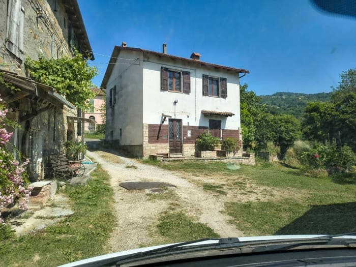 Casa con 6 locali in vendita in località Piane, Monzuno