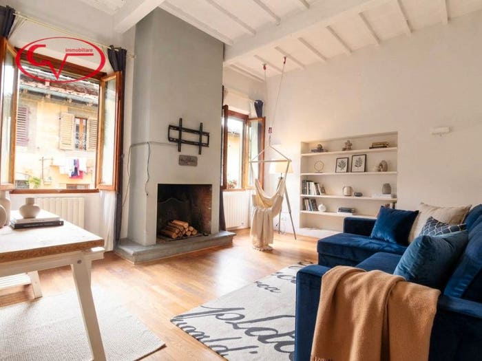 Appartamento quadrilocale in vendita in Via Cennano, Città, Montevarchi