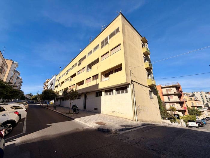 Appartamento trilocale in vendita in Via Antonio Passarelli, Centro, Matera