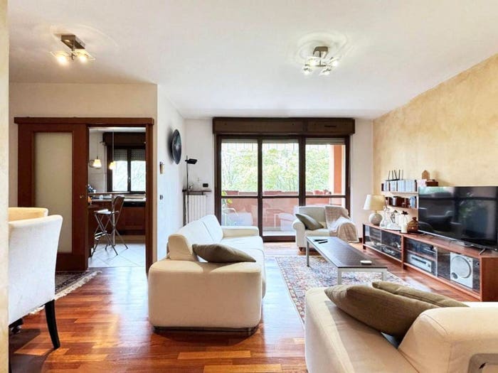 Appartamento quadrilocale in vendita in Via Don Luigi Sturzo, Carugate