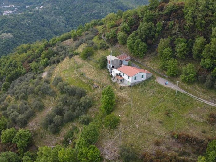 Casa quadrilocale in vendita in Via Salino, Moconesi