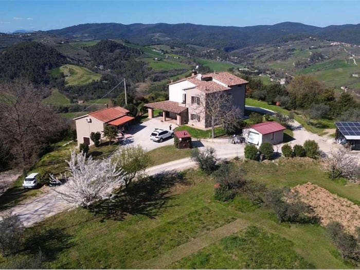 Casa con 6 locali in vendita in Centro, Collazzone