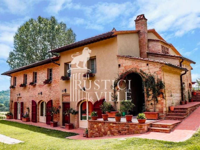 Casa con 6 locali in vendita in Piazza San Paolo all'Orto, San Francesco, Pisa