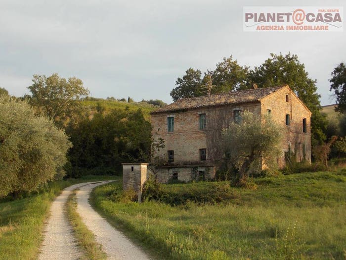 Casa con 6 locali in vendita in Santa Maria Goretti, Offida