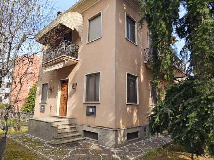 Casa con 6 locali in vendita in via dei Bottai, Corso Savona Trincere, Asti