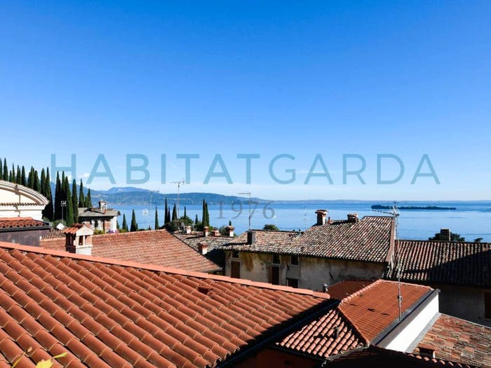 Casa con 5 locali in vendita in via del gurlo, Centro, Gardone Riviera