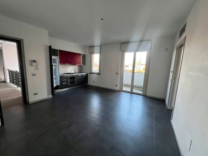 Appartamento trilocale in vendita in Via Gremoni, Centro, Romano di Lombardia