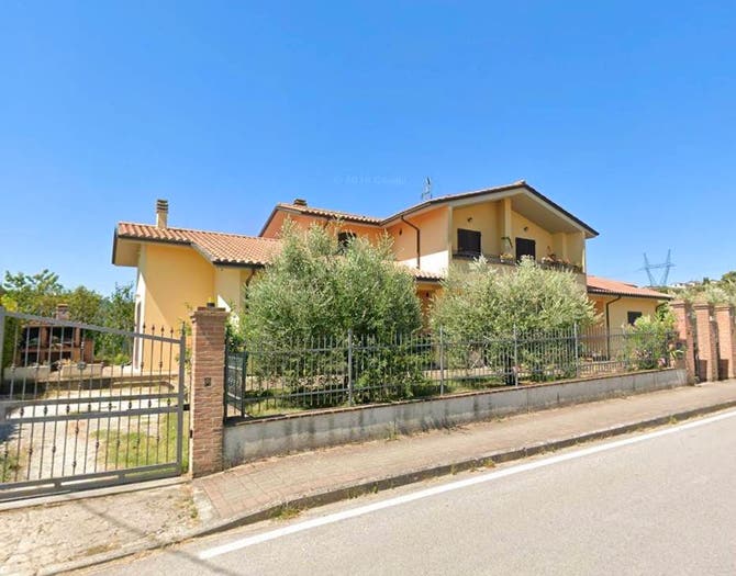 Casa con 6 locali in vendita in Via Hengel, Tavernelle, Panicale