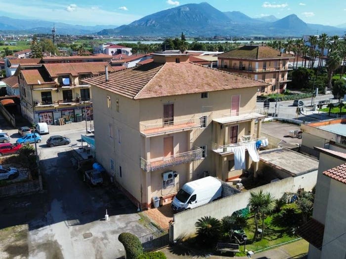 Appartamento trilocale in vendita in Via Laura, Laura, Capaccio Paestum