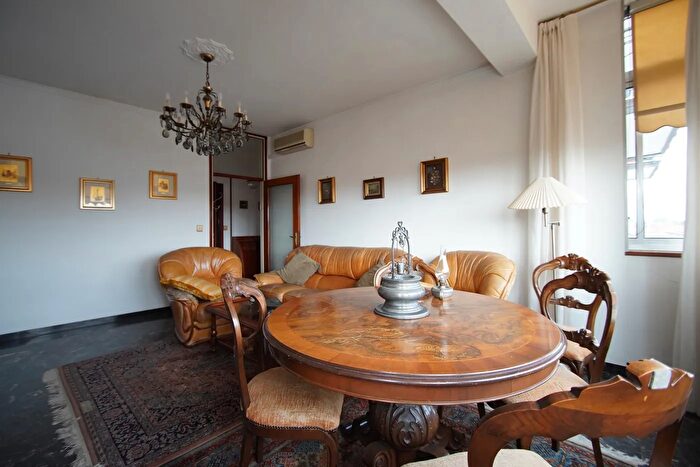 Appartamento quadrilocale in vendita in Via Miranese, Venezia