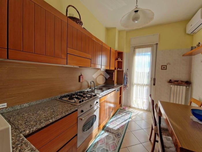 Appartamento bilocale in vendita in Via G Marconi, Centro, Limbiate