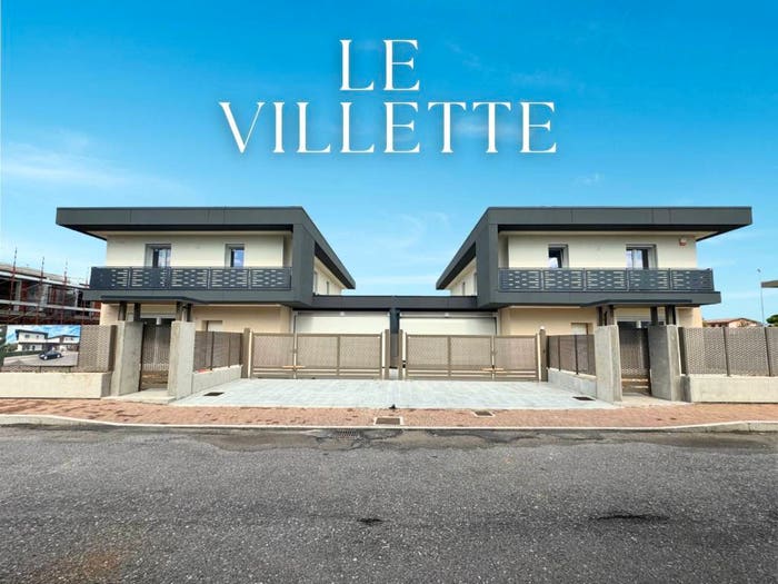 Casa quadrilocale in vendita in Via Sant'Agostino, Azzano San Paolo