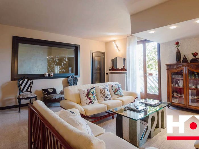 Casa con 6 locali in vendita in Via Camillo Golgi, Centro, Palazzolo sull'Oglio