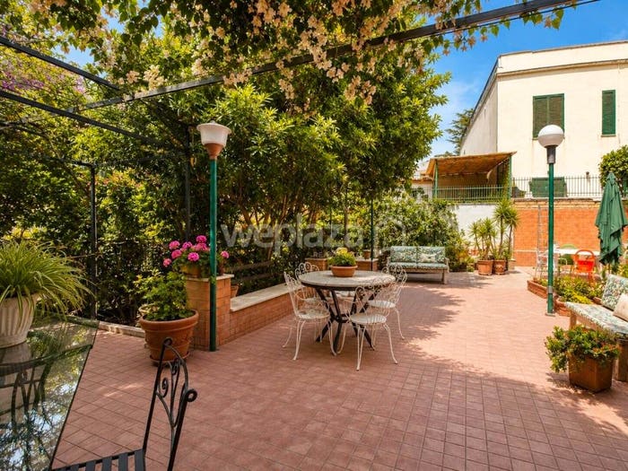 Appartamento trilocale in vendita in Viale Dei Platani, San Sebastiano al Vesuvio