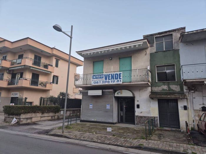 Casa con 6 locali in vendita in Strada Provinciale MugnanoMelito, Centro, Mugnano di Napoli