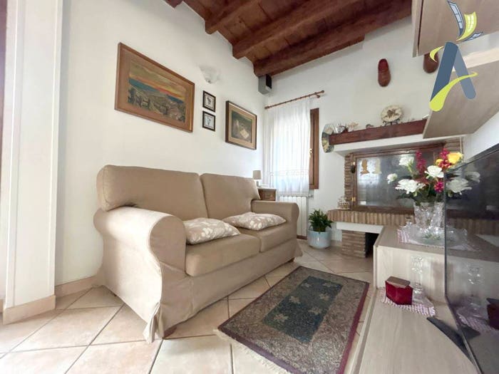 Casa con 6 locali in vendita in Via Argine Sinistro Novissimo, Mira Taglio, Mira