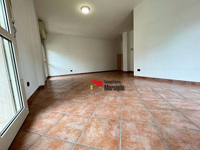 Appartamento trilocale in vendita in Via Franco Alfano, Solaro, Sanremo