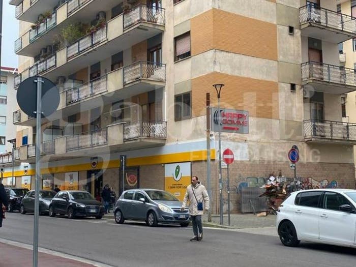 Appartamento con 5 locali in vendita in via Raffaello, Aversa